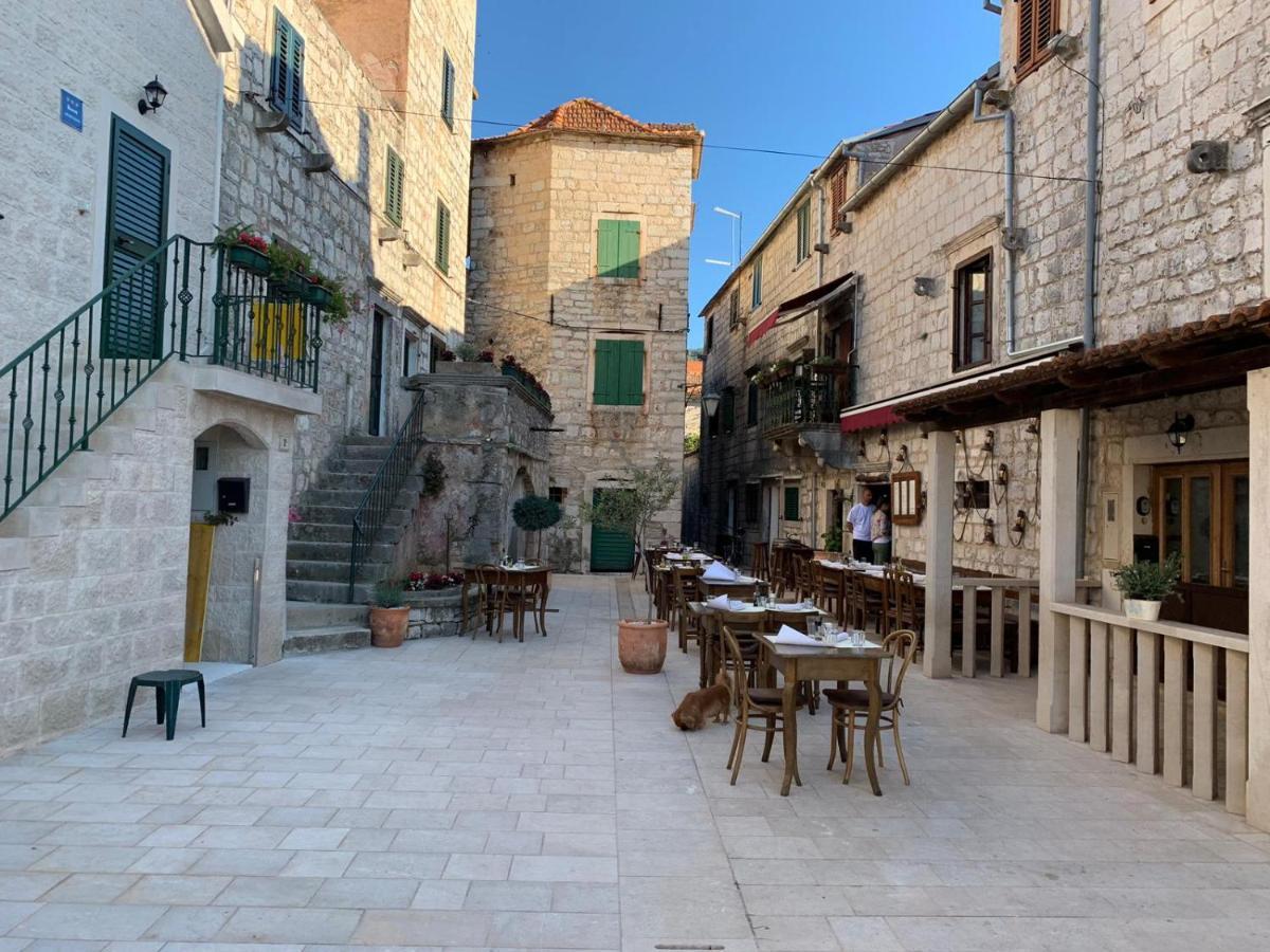 Residence Bella Stari Grad  Zewnętrze zdjęcie